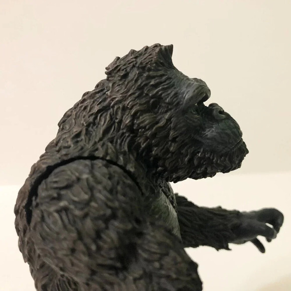 Mezco Toyz King Kong Skull Island Action Figure 7  Inch Tall Incomplete - Picture 13 of 16